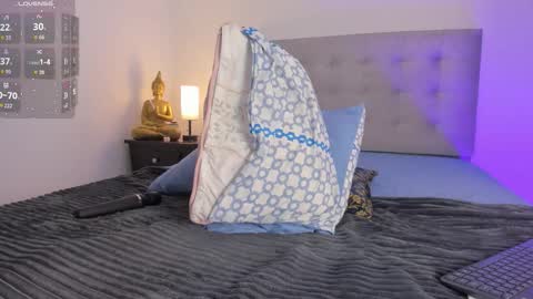  Antonellaa  online show from 5, 10, 2025