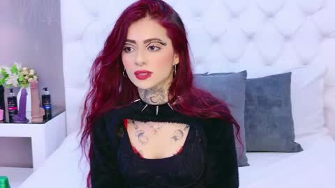 Snapshot of antonellaescudero chatting on 3, 6, 2026 AntonellaEscudero online show from 3, 6, 2026