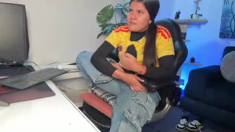 Antonella  online show from 3, 7, 2026