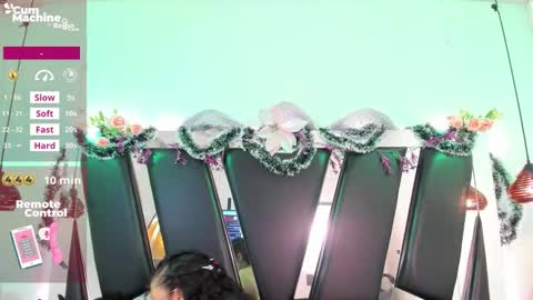 A N T O N E L L E  online show from 16, 12, 2025