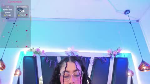 A N T O N E L L E  online show from 27, 2, 2026