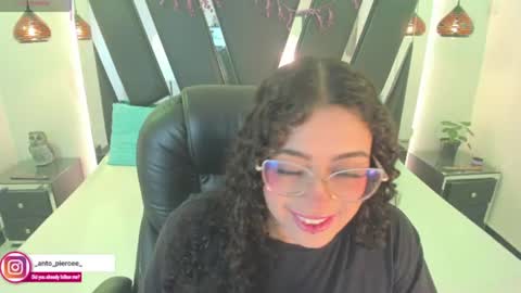 A N T O N E L L E  online show from 11, 7, 2026
