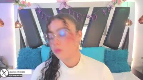 A N T O N E L L E  online show from 21, 7, 2026
