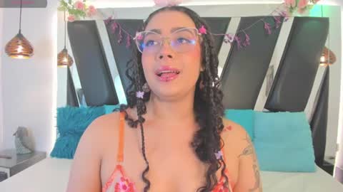 A N T O N E L L E  online show from 23, 7, 2026