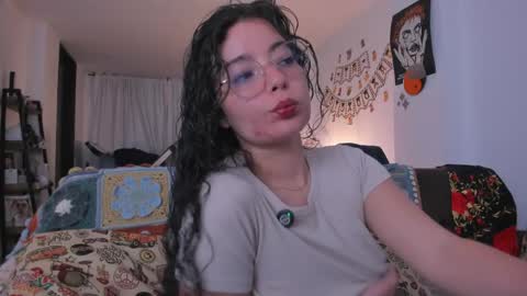 Antonia online show from 7, 5, 2026