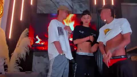 Snapshot of antoniomancinin chatting on 27, 9, 2025 brendan and stiiven online show from 27, 9, 2025