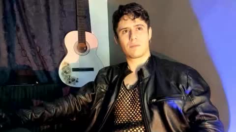 antonnello_ online show from 2, 12, 2025