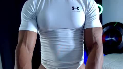 Instagram miguelangel1802  online show from 17, 9, 2025