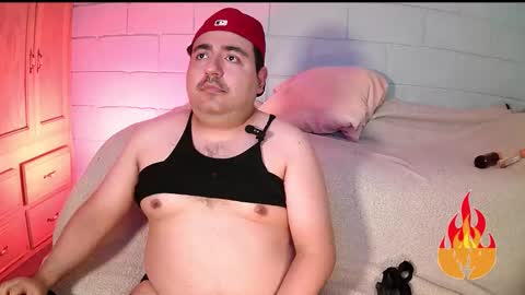 Snapshot of anuarfox chatting on 11, 11, 2025 AnuarFox online show from 11, 11, 2025