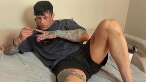 Tom online show from 10, 5, 2026