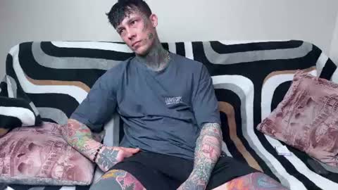 Tom online show from 2, 8, 2026