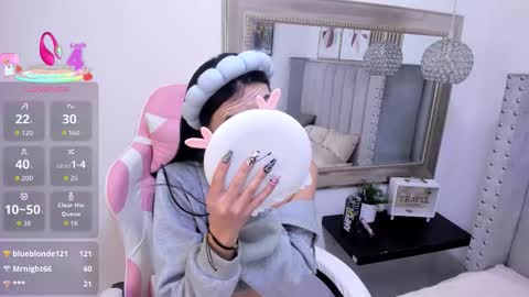 anya_belth online show from 12, 10, 2025