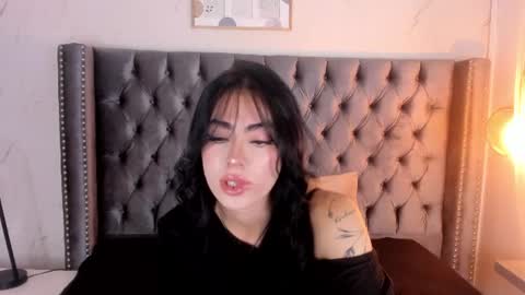 anya_belth online show from 1, 7, 2026