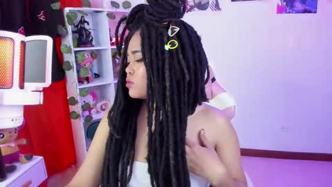 Any online show from 4, 3, 2025