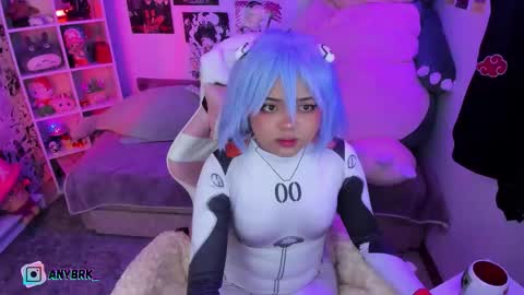 Any online show from 5, 10, 2025