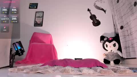 Snapshot of anyelaaaa chatting on 11, 11, 2025 Angela online show from 11, 11, 2025