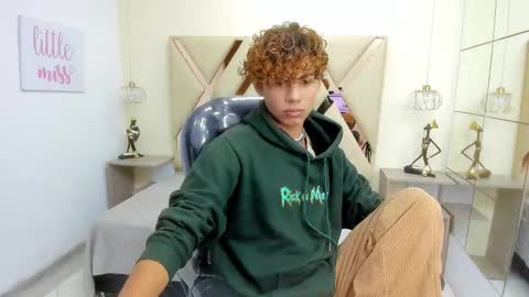 anyelotwink online show from 5, 3, 2026