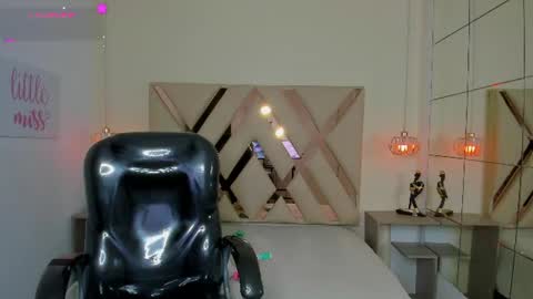 Snapshot of anyelotwink chatting on 20, 6, 2026 anyelotwink online show from 20, 6, 2026