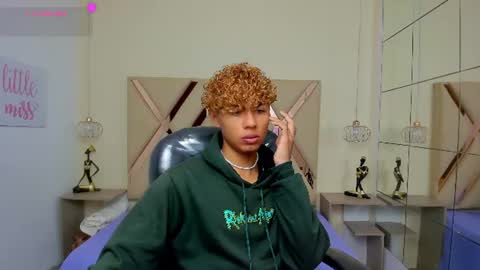 anyelotwink online show from 16, 7, 2026