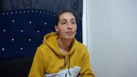 Snapshot of anyu_1306 chatting on 21, 12, 2024 anyu online show from 21, 12, 2024