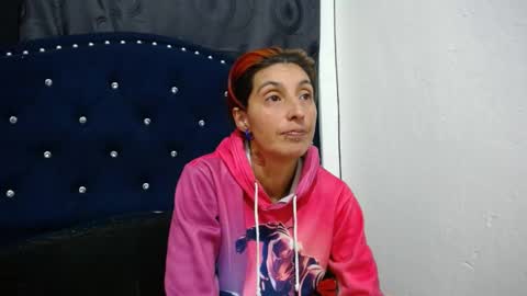 Snapshot of anyu_1306 chatting on 6, 1, 2025 anyu online show from 6, 1, 2025