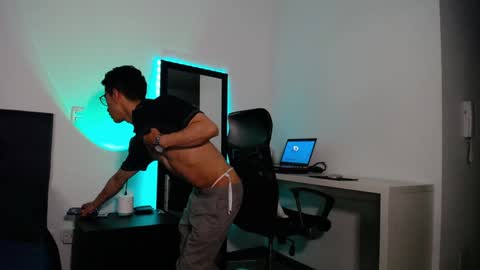 Snapshot of aodaboyy chatting on 16, 1, 2025 aodaboy online show from 16, 1, 2025