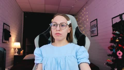 Snapshot of aphexqueen chatting on 21, 12, 2024 APHEX QUEEN online show from 21, 12, 2024