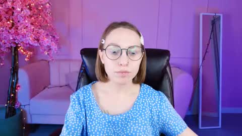 Snapshot of aphexqueen chatting on 19, 1, 2025 APHEX QUEEN online show from 19, 1, 2025