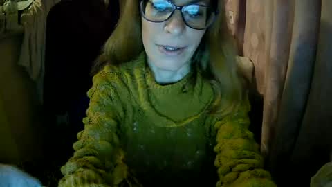 Aphrodity Rox online show from 5, 7, 2026