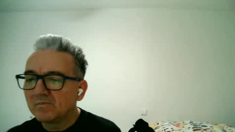 Snapshot of apixaba chatting on 28, 12, 2024 furry bear online show from 28, 12, 2024