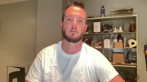 aplacetorest online show from 20, 5, 2026
