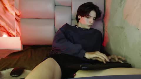Snapshot of apolo01_ chatting on 13, 10, 2025 Apolo online show from 13, 10, 2025