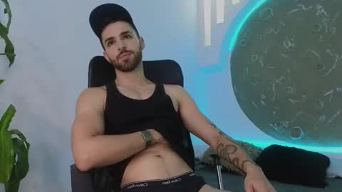 Apolo Lux  online show from 31, 1, 2026