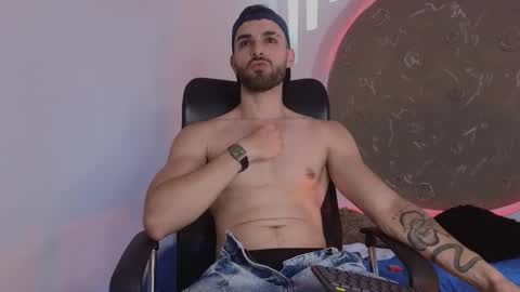 Apolo Lux  online show from 16, 3, 2026