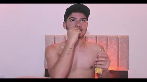 Snapshot of apologray__ chatting on 10, 4, 2026 apologray__ online show from 10, 4, 2026