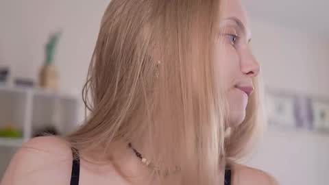  REYNA  my friend   online show from 5, 6, 2026