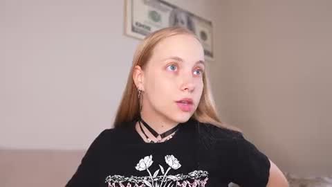  REYNA  my friend   online show from 26, 6, 2026
