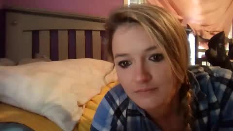 whats your fantasy online show from 28, 10, 2025