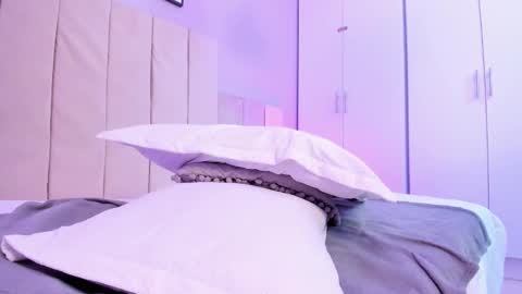 April online show from 28, 2, 2025