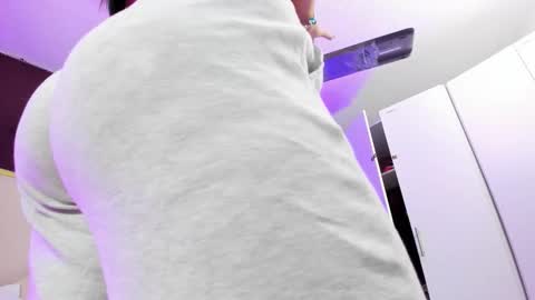 April online show from 1, 11, 2025