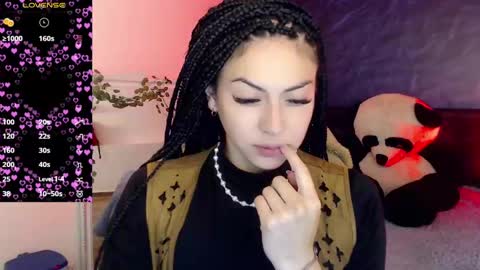  April  online show from 28, 1, 2025