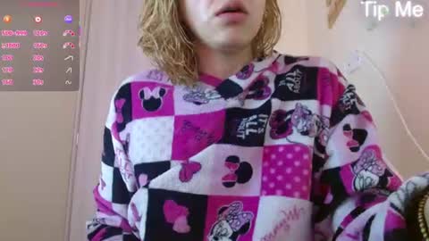 Snapshot of april_dumont5 chatting on 27, 7, 2026 April Dumont online show from 27, 7, 2026