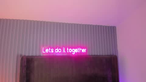 April online show from 2, 3, 2025