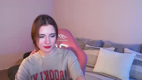 Snapshot of april_felicity chatting on 12, 3, 2025 April online show from 12, 3, 2025