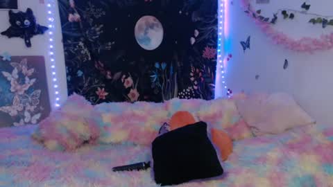 april_l6 online show from 14, 6, 2026