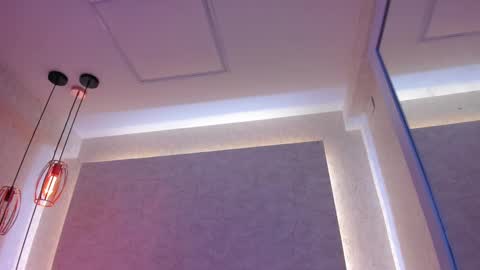 April online show from 2, 3, 2025