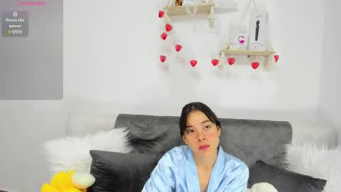 Snapshot of aprildubois_ chatting on 11, 3, 2025 April online show from 11, 3, 2025
