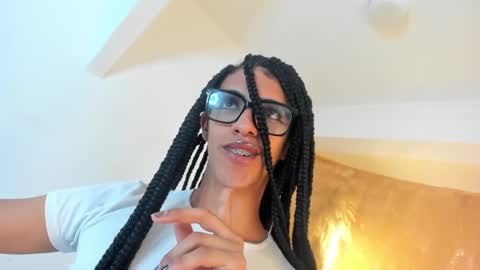 aprill_fox online show from 11, 3, 2025