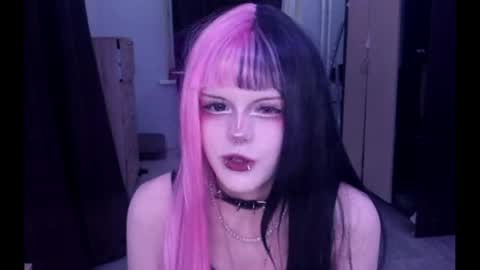 Alice D online show from 19, 4, 2026