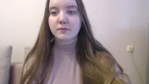 Josefin online show from 4, 2, 2025